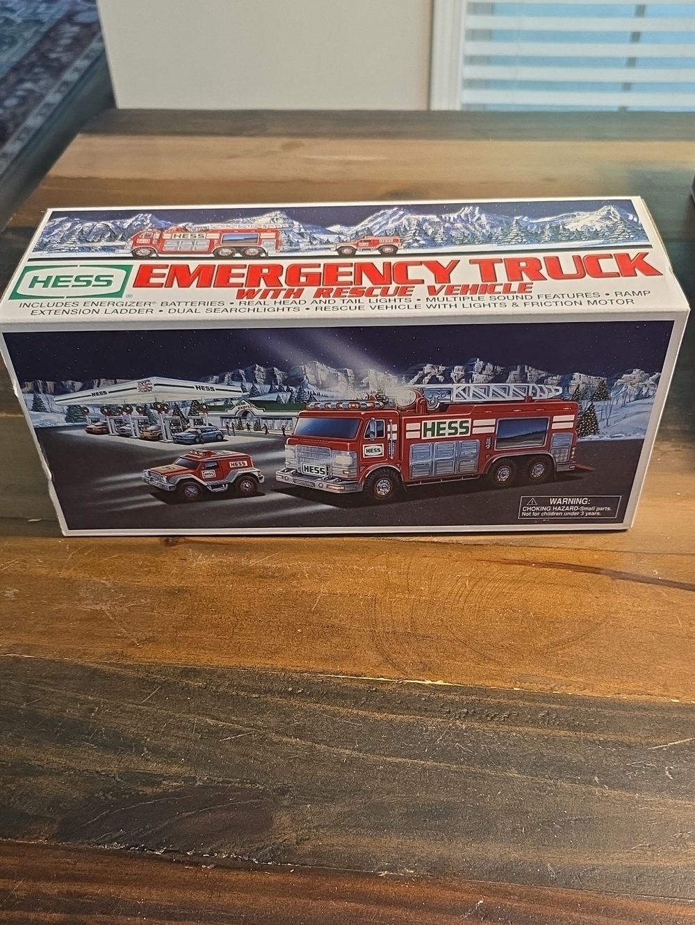 2005 Hess Emergency Truck with Rescue Vehicle